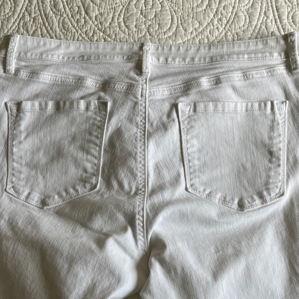 LOFT Curvy Cotton Straight Jeans Womens 32/14 White Pockets Beach Cruise - Picture 7 of 16